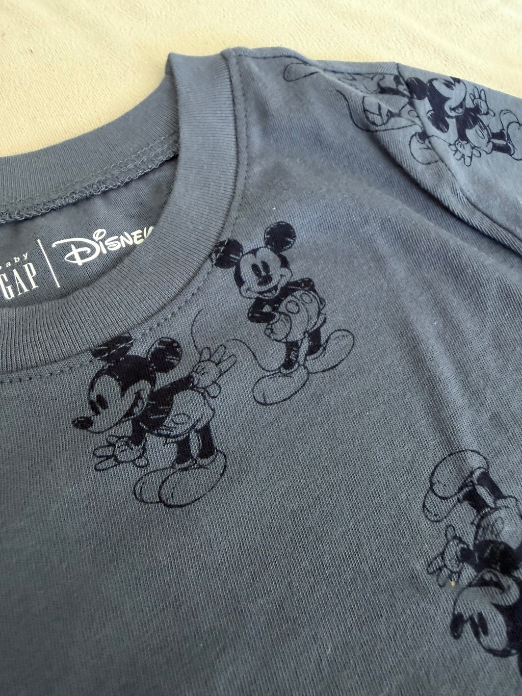 Camiseta Mickey GAP