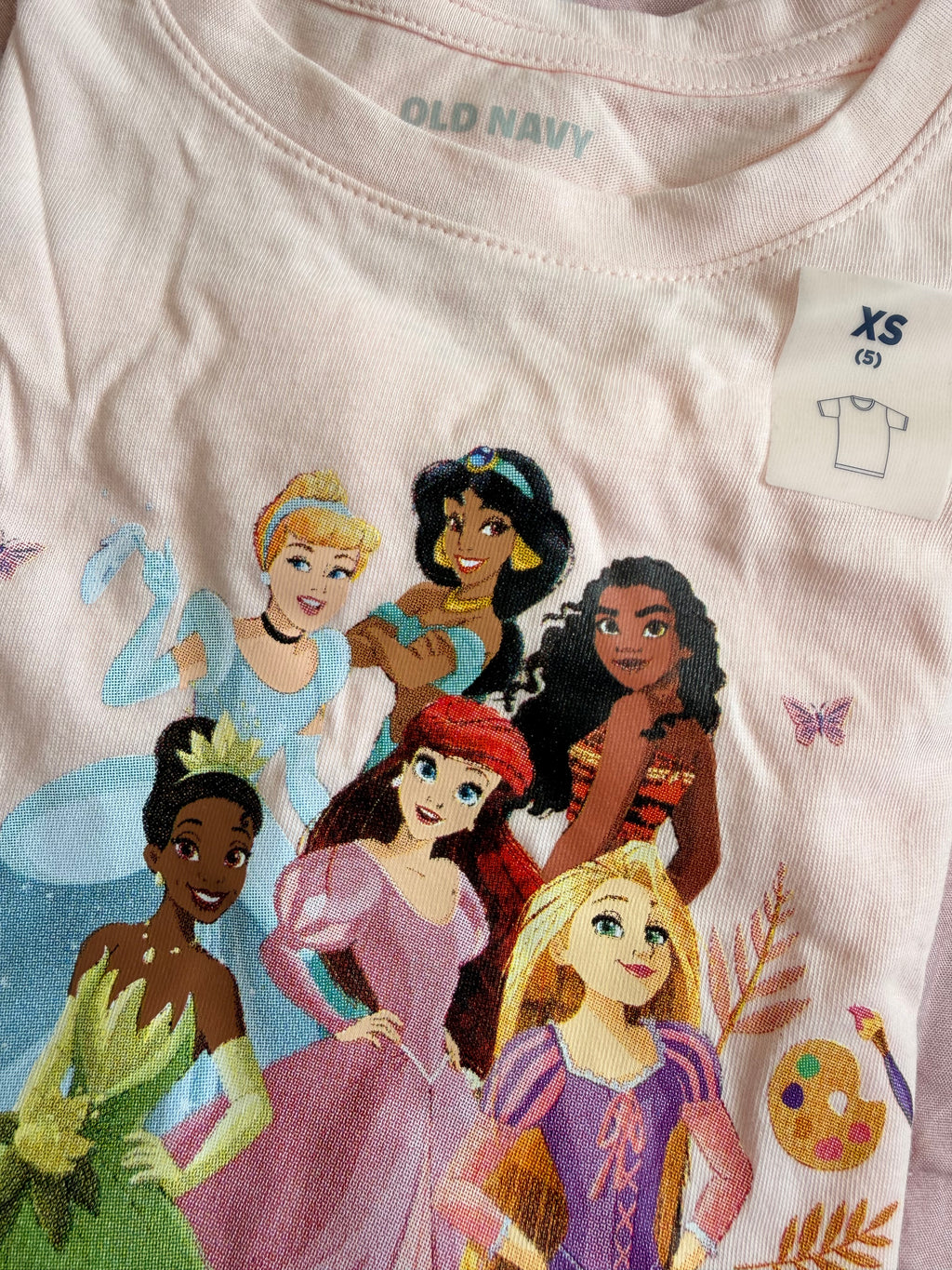 Camiseta Old Navy princesas